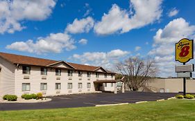 Super 8 By Wyndham Decorah